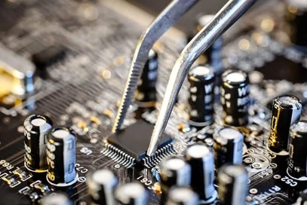 Low Volume PCB Assembly Service Low Volume PCB Assembly Service